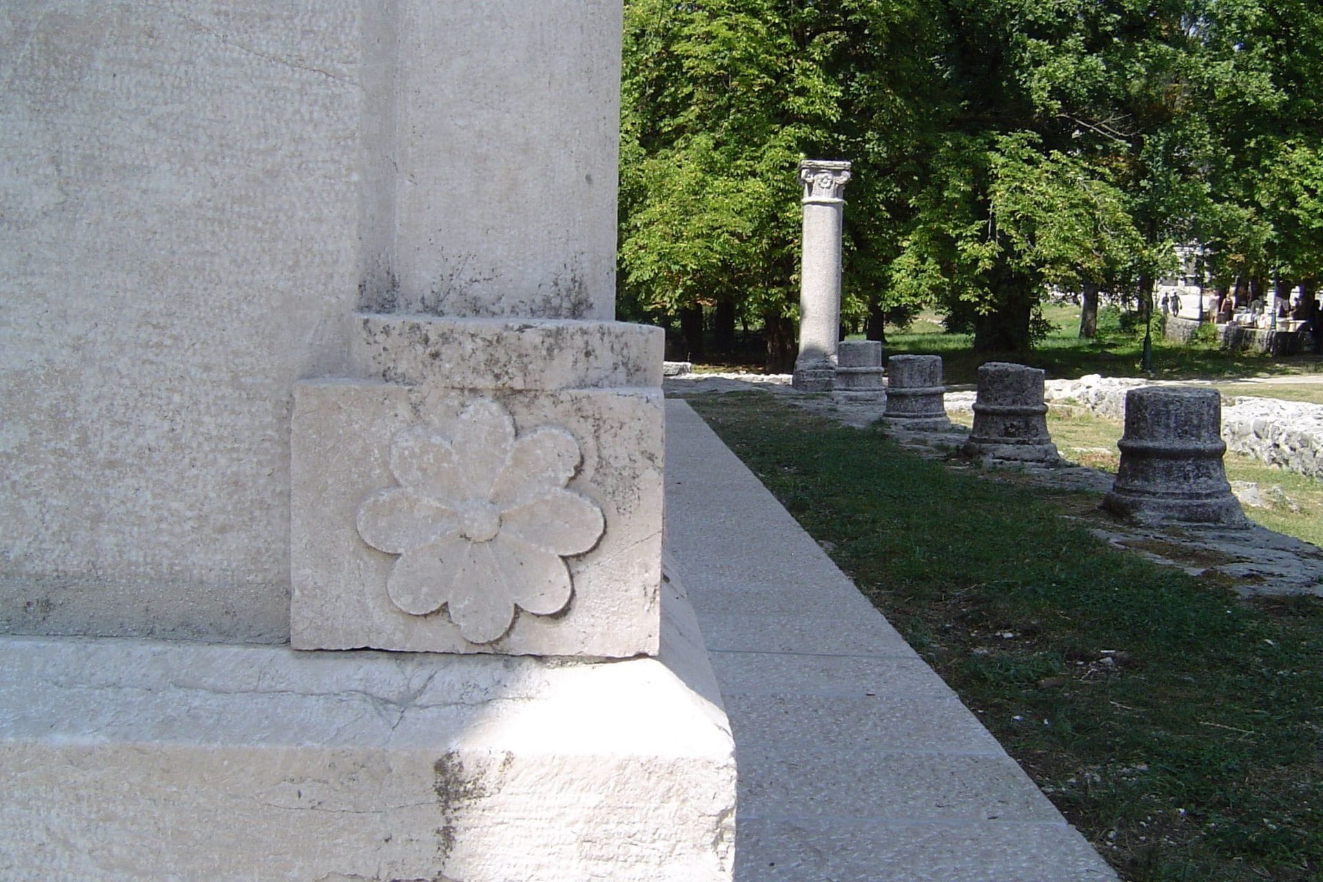 Fotografija 1: Vrijedan primjer sakralne arhitekture: Crkva Rođenja Bogorodice na Ćipuru