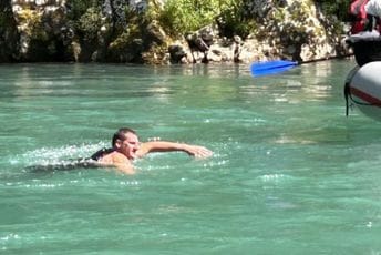 Nikola Jokić na Durmitoru i raftingu, okupao se u Tari Nikola Jokić na Durmitoru i raftingu, okupao se u Tari