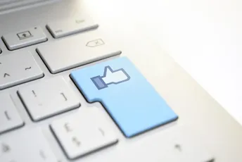 Najskuplji emotikon na svijetu: Jedna reakcija na poruku ga koštala više od 50.000 eura Najskuplji emotikon na svijetu: Jedna reakcija na poruku ga koštala više od 50.000 eura