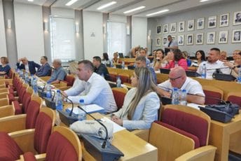 Urgentno rješenje ili gašenje Instituta Igalo do Nove godine: I Vlada da izdvoji pomoć iz budžetske rezerve Urgentno rješenje ili gašenje Instituta Igalo do Nove godine: I Vlada da izdvoji pomoć iz budžetske rezerve