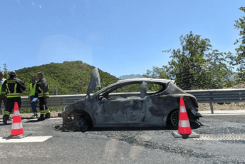 Od otvaranja na auto-putu izgorjelo 28 vozila Od otvaranja na auto-putu izgorjelo 28 vozila