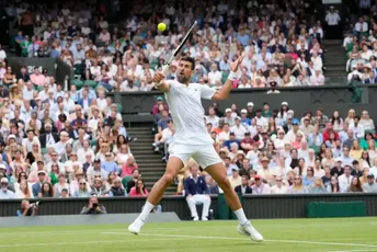 Đoković preokretom do polufinala, tamo ga čeka Janik Siner Đoković preokretom do polufinala, tamo ga čeka Janik Siner