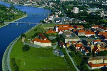 Hrvatska: Utopio se dječak, majka pokušala da ga spasi ali nije uspjela Hrvatska: Utopio se dječak, majka pokušala da ga spasi ali nije uspjela