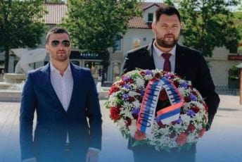 Kovačević: Vrijednosti okupatora Sekule Drljevića danas baštini većina onih koji me napadaju Kovačević sa Tomićem polaže vijenac