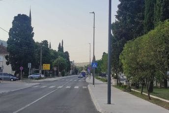 Pepić: I ovaj 13. jul bez državnih obilježja u Tuzima, ovo je sramno Pepić: I ovaj 13. jul bez državnih obilježja u Tuzima, ovo je sramno