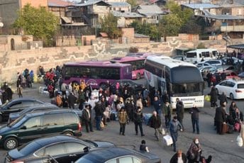 Protest u Nagorno Karabahu zbog zatvaranja puta ka Jermeniji Protest u Nagorno Karabahu zbog zatvaranja puta ka Jermeniji