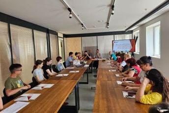 Crveni krst Cetinje: Društvo po mjeri svih životnih dobi i različitosti Crveni krst Cetinje: Društvo po mjeri svih životnih dobi i različitosti