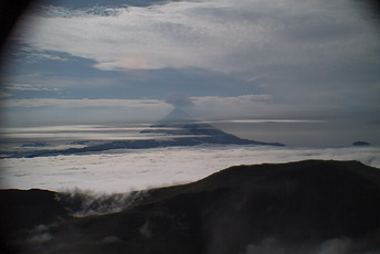 Piloti upozoreni: Vulkan na Aljasci izbacuje oblake pepela Piloti upozoreni: Vulkan na Aljasci izbacuje oblake pepela