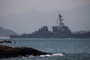 Kina najavila vojne vježbe sa Rusima u Japanskom moru Kina najavila vojne vježbe sa Rusima u Japanskom moru