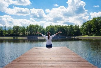 Pet razloga zašto je boravak pored vode dobar Ilustracija