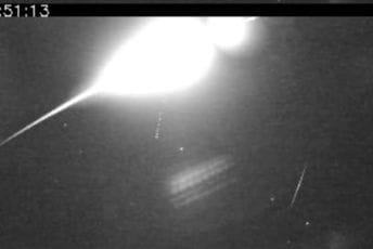 Nad Varaždinom eksplodirao meteor, traže se ostaci Nad Varaždinom eksplodirao meteor, traže se ostaci