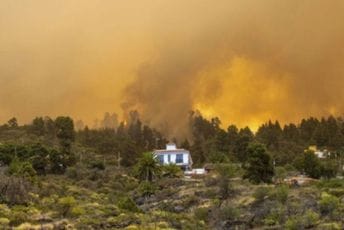 Španija: Usporeno napredovanje požara na La Palmi Španija: Usporeno napredovanje požara na La Palmi
