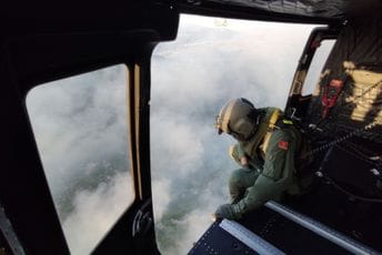 Danilovgrad: Helikopter Vojske Crne Gore učestvuje u gašenju požara u Zagaraču Danilovgrad: Helikopter Vojske Crne Gore učestvuje u gašenju požara u Zagaraču