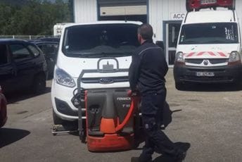 Rješenje za vozače koji bahato parkiraju u garažama: Stiže robokolica Rješenje za vozače koji bahato parkiraju u garažama: Stiže robokolica