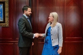 Milatović primio Medoks u oproštajnu posjetu Milatović primio Medoks u oproštajnu posjetu