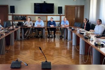 Potrebna dodatna finansijska podrška za rekonstrukciju zgrade tehničkih fakulteta Potrebna dodatna finansijska podrška za rekonstrukciju zgrade tehničkih fakulteta