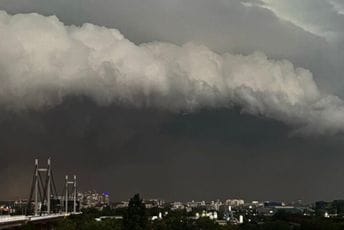 Klimatolog objašnjava zašto je došlo do superoluje – „kao u loncu s poklopcem“ Klimatolog objašnjava zašto je došlo do superoluje – „kao u loncu s poklopcem“