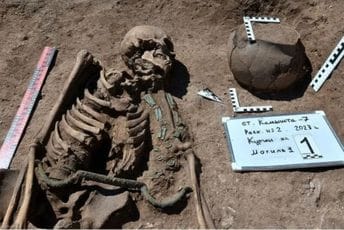 U Sibiru pronađen skelet kočijaša star 3.000 godina, vjerovalo se da nisu postojali ovoj regiji U Sibiru pronađen skelet kočijaša star 3.000 godina, vjerovalo se da nisu postojali ovoj regiji