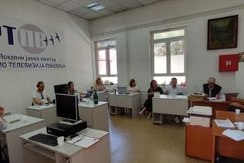 Prije više od mjesec pisali predstavnicima Opštine, odgovor još čekaju: Medijski radnici u Pljevljima traže povećanje zarada Prije više od mjesec pisali predstavnicima Opštine, odgovor još čekaju: Medijski radnici u Pljevljima traže povećanje zarada