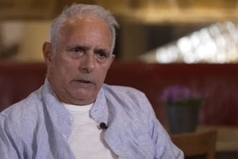 Kurejši: Ne znam da li ću ikad više držati olovku u ruci Kurejši: Ne znam da li ću ikad više držati olovku u ruci