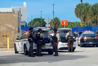 Florida: Djelovi tijela ženske osobe pronađeni u tri kofera Florida: Djelovi tijela ženske osobe pronađeni u tri kofera