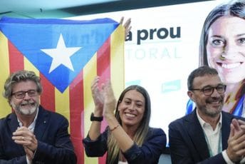 Sad je sve u rukama Katalonaca: Poručuju kako neće da spašavaju Španiju ako ne dobiju nešto zauzvrat Sad je sve u rukama Katalonaca: Poručuju kako neće da spašavaju Španiju ako ne dobiju nešto zauzvrat