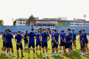 'Plavi' odradili trening u Ohridu: Vjeruju da će protiv Struge izvući pozitivan rezultat 'Plavi' odradili trening u Ohridu: Vjeruju da će protiv Struge izvući pozitivan rezultat