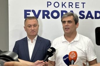 Ibrahimović nakon sastanka sa Spajićem: Prvo da usaglasimo principe, a onda o resorima Ibrahimović nakon sastanka sa Spajićem: Prvo da usaglasimo principe, a onda o resorima