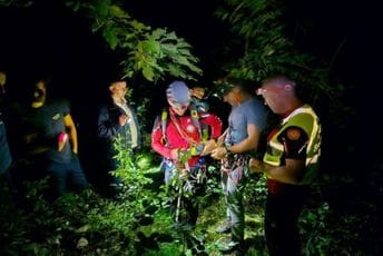 Loncović: Kazne za neodgovorne "planinare" ne bi smanjile broj nesreća, za zahtjevnije uspone treba se dobro pripremiti Loncović: Kazne za neodgovorne "planinare" ne bi smanjile broj nesreća, za zahtjevnije uspone treba se dobro pripremiti