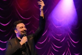 Ivan Bosiljčić sa autorskim projektom "Naše veče" u nedjelju nastupa u Portonovom Ivan Bosiljčić sa autorskim projektom "Naše veče" u nedjelju nastupa u Portonovom