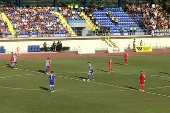 Struga slavila u prvom meču: 'Plavi' revanš čekaju uz gol zaostatka Struga slavila u prvom meču: 'Plavi' revanš čekaju uz gol zaostatka