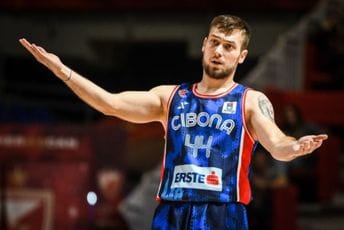 Borna Kapusta stiže u Podgoricu Borna Kapusta stiže u Podgoricu