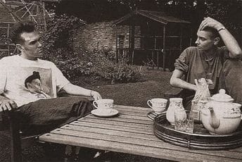 “Odbacili ste je, govorili da je debela i luda”: Morisi se obrušio na kolege nakon smrti Šinejd O’Konor “Odbacili ste je, govorili da je debela i luda”: Morisi se obrušio na kolege nakon smrti Šinejd O’Konor