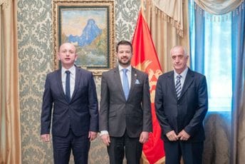 U Plavom dvorcu i Predrag Bulatović: Kod Milatovića stigli i iz DNP U Plavom dvorcu i Predrag Bulatović: Kod Milatovića stigli i iz DNP