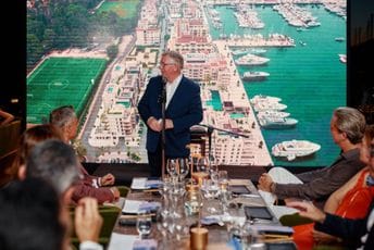 Dobrotvorna večera u novootvorenom restoranu Mayabay u Porto Montenegru Dobrotvorna večera u novootvorenom restoranu Mayabay u Porto Montenegru