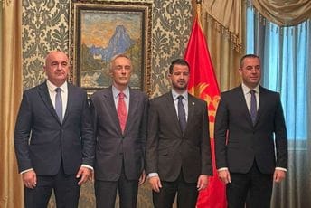 Predstavnici SNP-a i Demosa stigli kod Milatovića Predstavnici SNP-a i Demosa stigli kod Milatovića