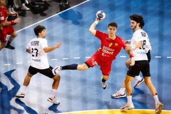 Kadeti nijesu mogli do glavne runde SP: Norveška jača, Crnu Goru čekaju mečevi za plasman Kadeti nijesu mogli do glavne runde SP: Norveška jača, Crnu Goru čekaju mečevi za plasman