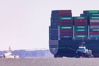 Tegljač potonuo u Sueckom kanalu nakon što se sudario sa tankerom Ilustracija