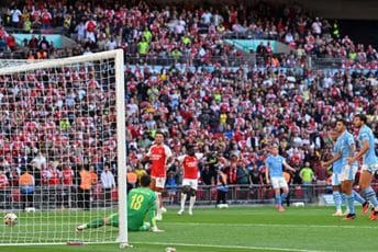 Arsenal osvojio prvi trofej u Engleskoj: Nakon gola u 101. minutu, pobjednika odlučili penali