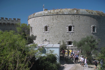 Suočavanje sa prošlošću: Regionalna premijera dokumentarca "Mamula All Inclusive" na Sarajevo Film Festivalu Suočavanje sa prošlošću: Regionalna premijera dokumentarca "Mamula All Inclusive" na Sarajevo Film Festivalu