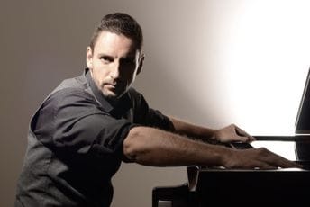 Nakon više od 10 godina: „Intime“ Ratimira Martinovića sjutra na KotorArtu Nakon više od 10 godina: „Intime“ Ratimira Martinovića sjutra na KotorArtu