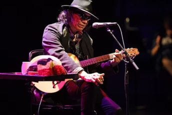 Preminuo kantautor Siksto Rodrigez Preminuo kantautor Siksto Rodrigez