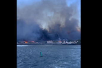 (VIDEO) Na ostrvu Maui kao u grotlu vulkana, ljudi skakali u okean da se spasu