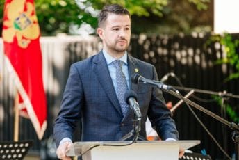 Milatović: Na Spajiću je najveća odgovornost da napravi Vladu kakvu građani očekuju Milatović: Na Spajiću je najveća odgovornost da napravi Vladu kakvu građani očekuju