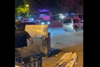 Najmanje 23 povrijeđenih u zemljotresu u Turskoj, ljudi skakali s visine u panici Najmanje 23 povrijeđenih u zemljotresu u Turskoj, ljudi skakali s visine u panici