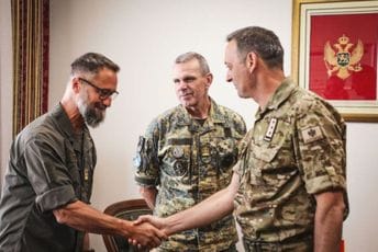 Pantović sa delegacijom OS Austrije: Vojska unaprijedila vještine kroz zajedničku saradnju Pantović sa delegacijom OS Austrije: Vojska unaprijedila vještine kroz zajedničku saradnju