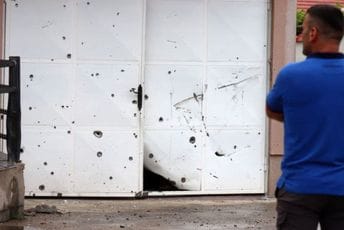 Zbog eksplozije ispred kuće Đuričkovića: Saslušane dvije bezbjednosno interesantne osobe Zbog eksplozije ispred kuće Đuričkovića: Saslušane dvije bezbjednosno interesantne osobe