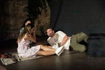 Studenti FDU igrali ispitni komad na Ljetopisu; Ilić: Festivali nijesu svjesni kakav potencijal imaju ’ispod nosa’ Studenti FDU igrali ispitni komad na Ljetopisu; Ilić: Festivali nijesu svjesni kakav potencijal imaju ’ispod nosa’