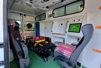 Podgorička Hitna dobila novo sanitetsko vozilo Podgorička Hitna dobila novo sanitetsko vozilo
