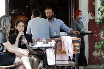 Crna Gora i pored doseljavanja gubi stanovništvo Crna Gora i pored doseljavanja gubi stanovništvo